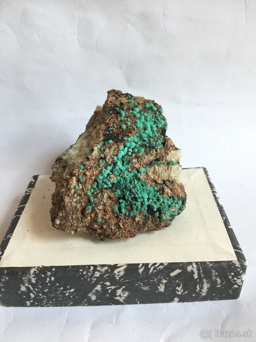 Minerály, Malachit