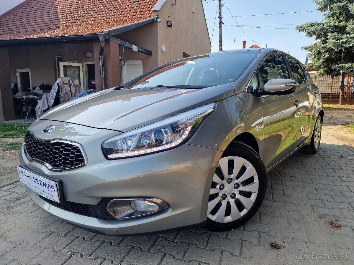 KIA Ceed 1.6 GDi EX/Gold 135k M6 (benzín) kup.SR