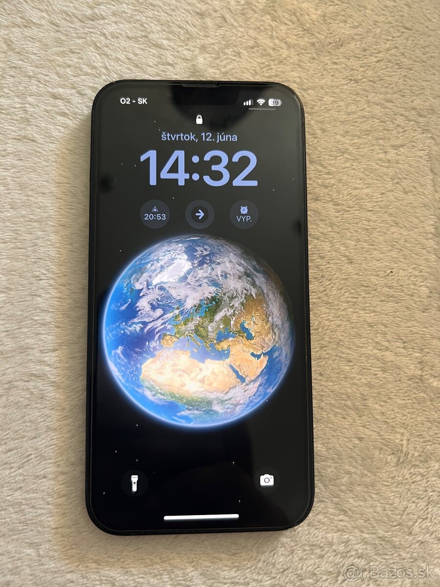 iPhone 13