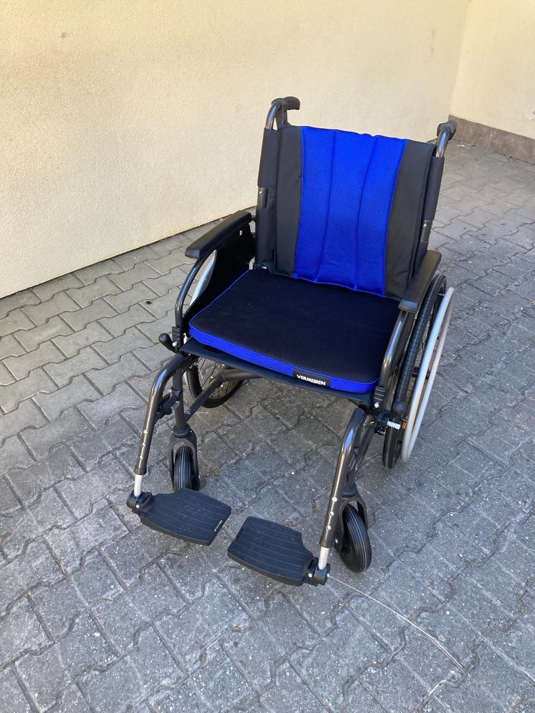 invalidny vozik malo pouzity JAZZSLight