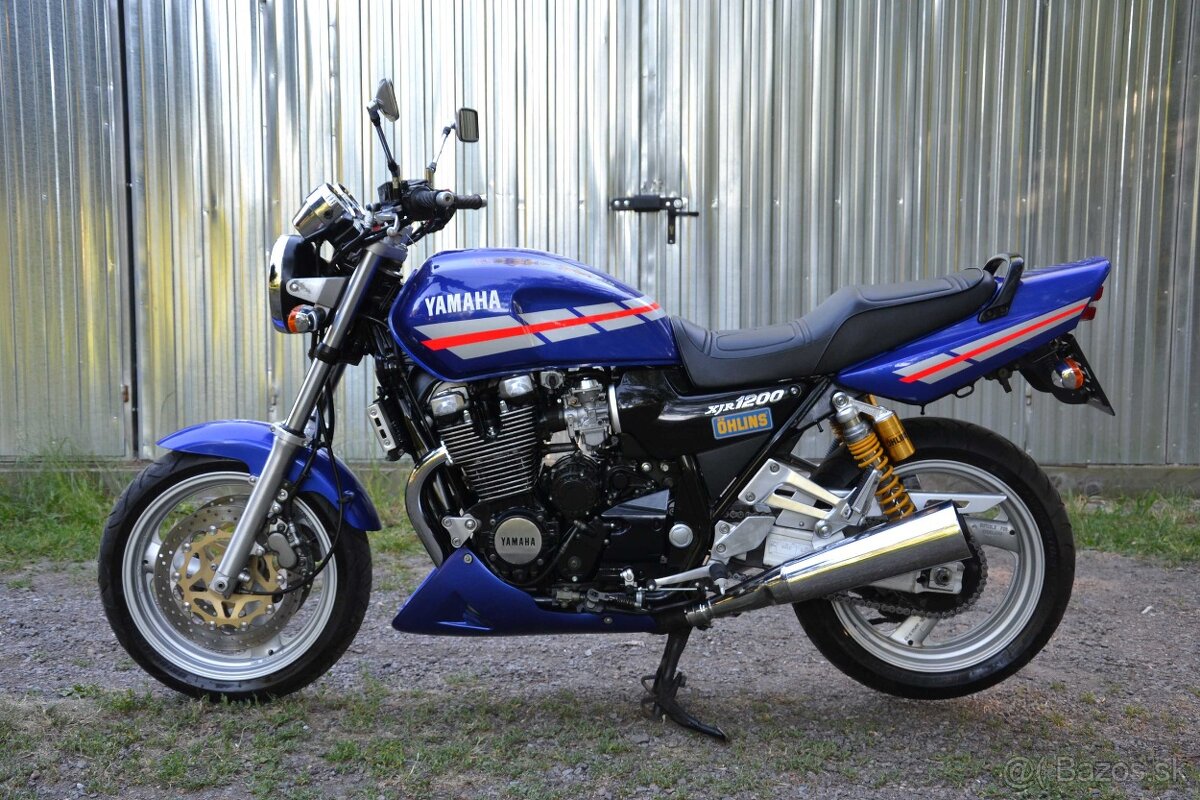 YAMAHA XJR 1200SP CHRISTIAN SARRON REPLIKA