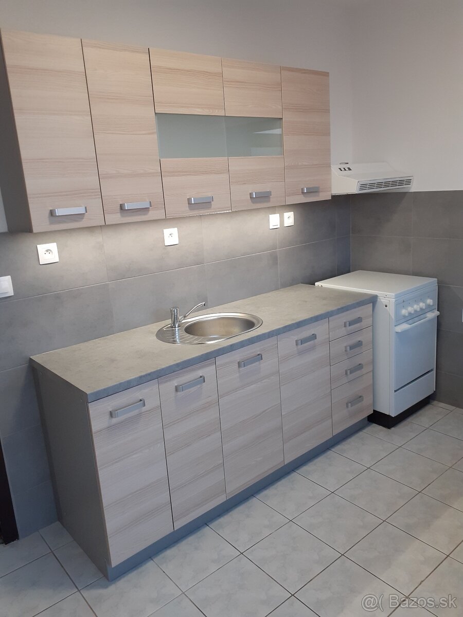 1 izbový byt, 44m2, Dunajská Streda, Novás VES