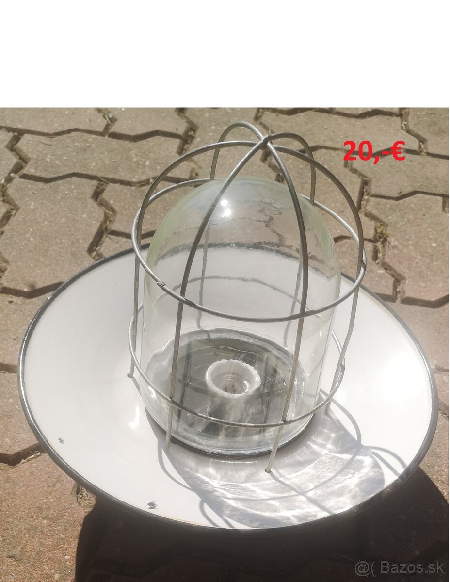 Industriálne priemyselné svietidlá, socialistické