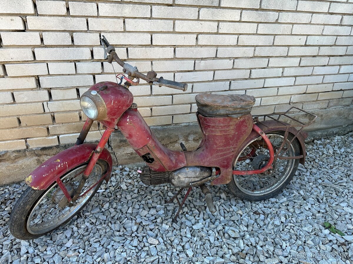 Jawa 550 Parez