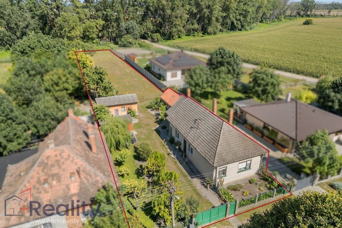 Starší dom s pozemkom o výmere 2800 m² na predaj