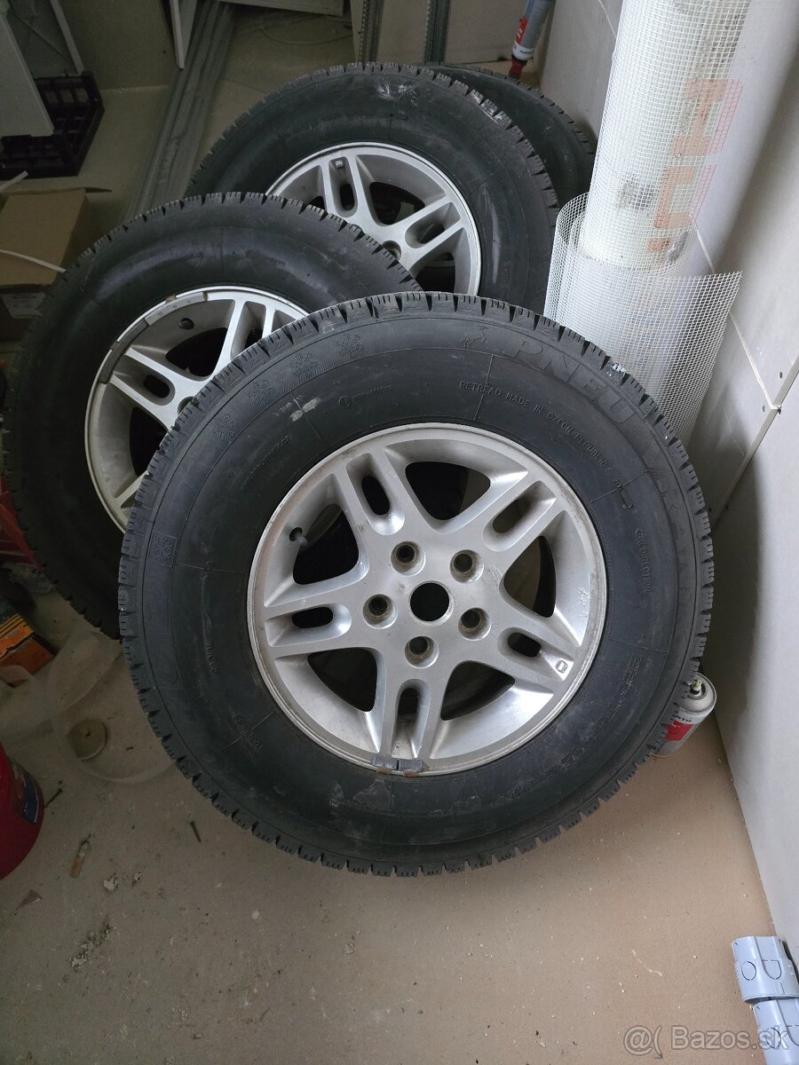 Pneumatiky a elektróny