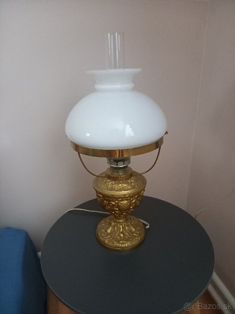 Retro stolna lampa