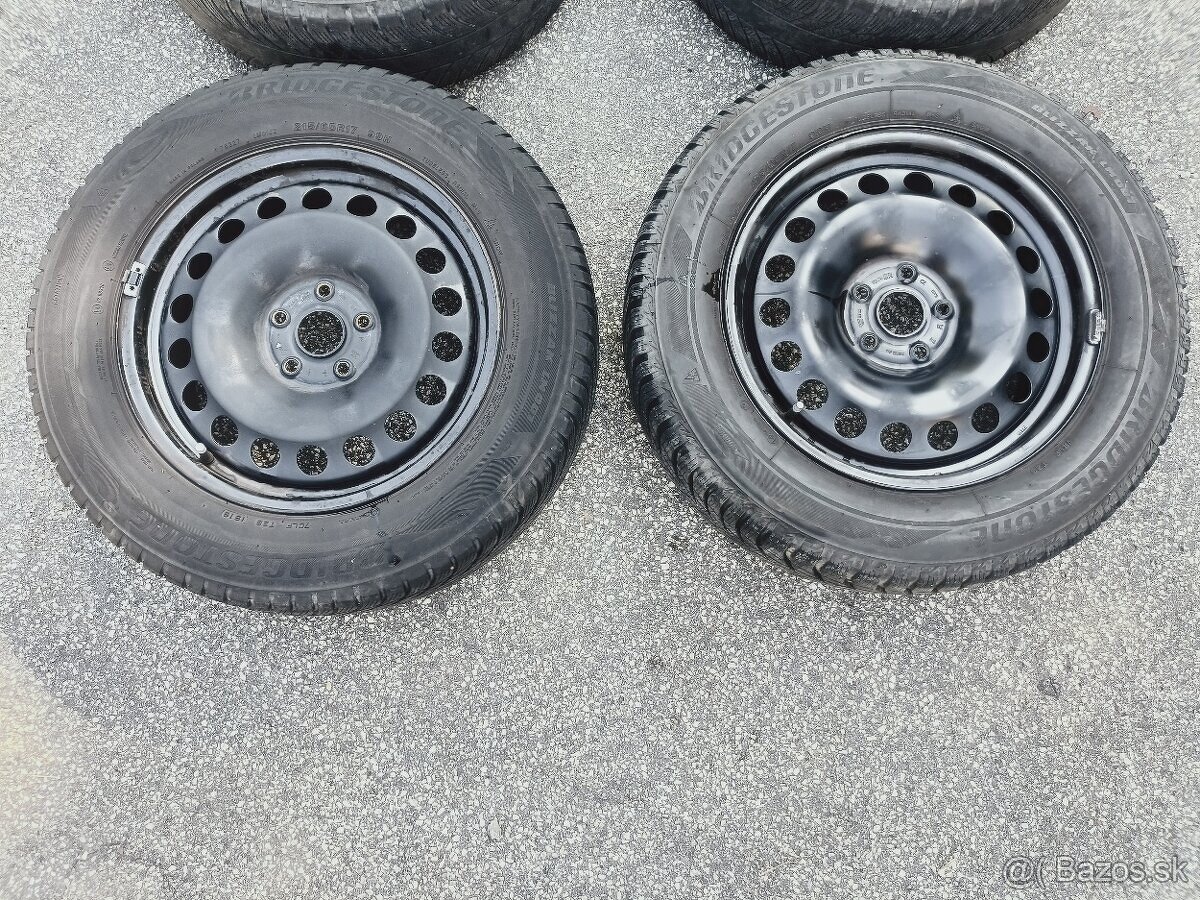 41. Skoda Kodiaq / VW Tiguan 215/65 R17