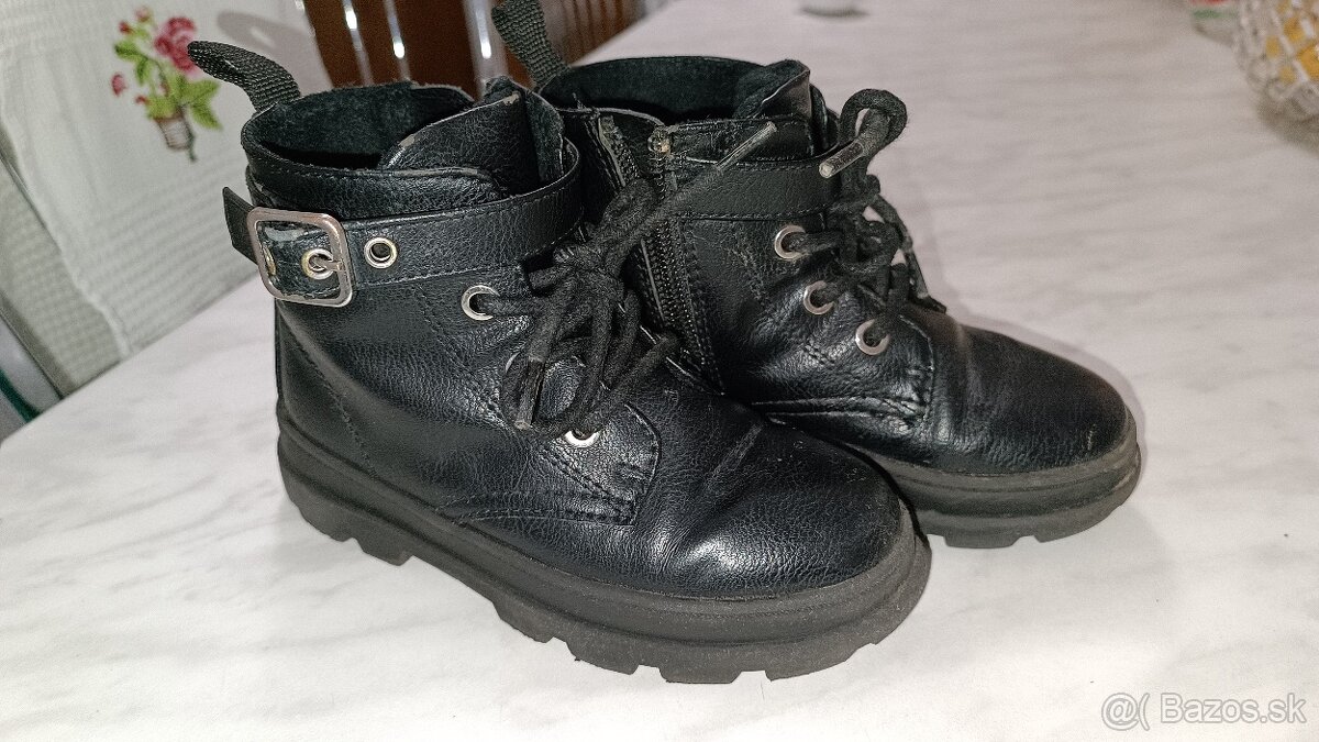 HM členkové topánky 25