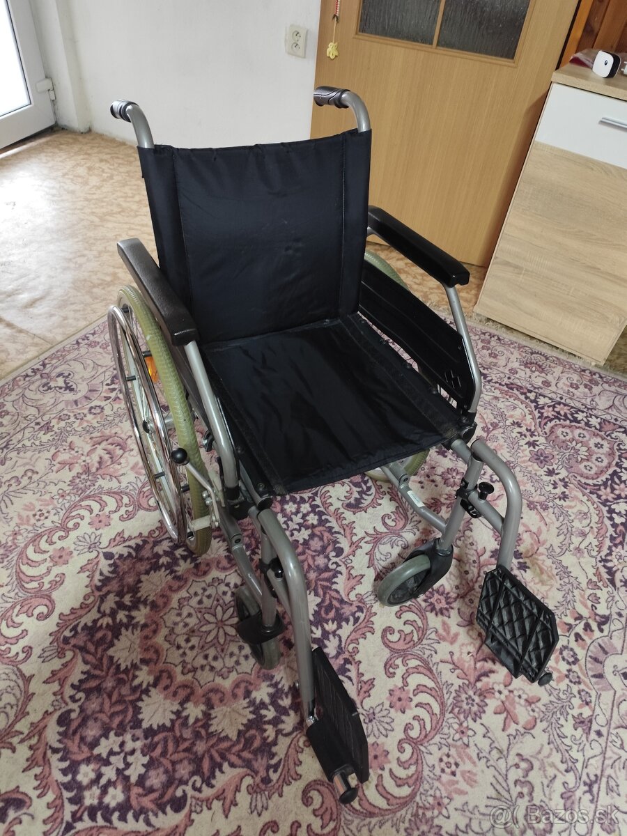 Invalidný vozík