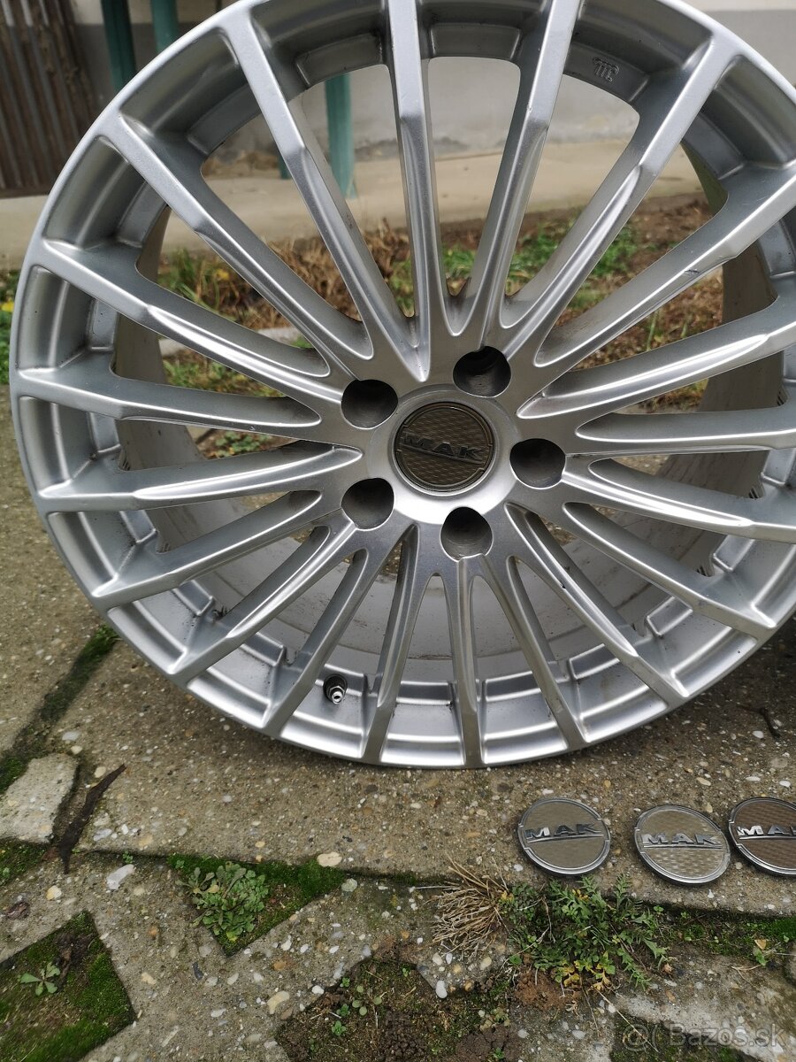 5x112 R18 ET 30x8J stred 76