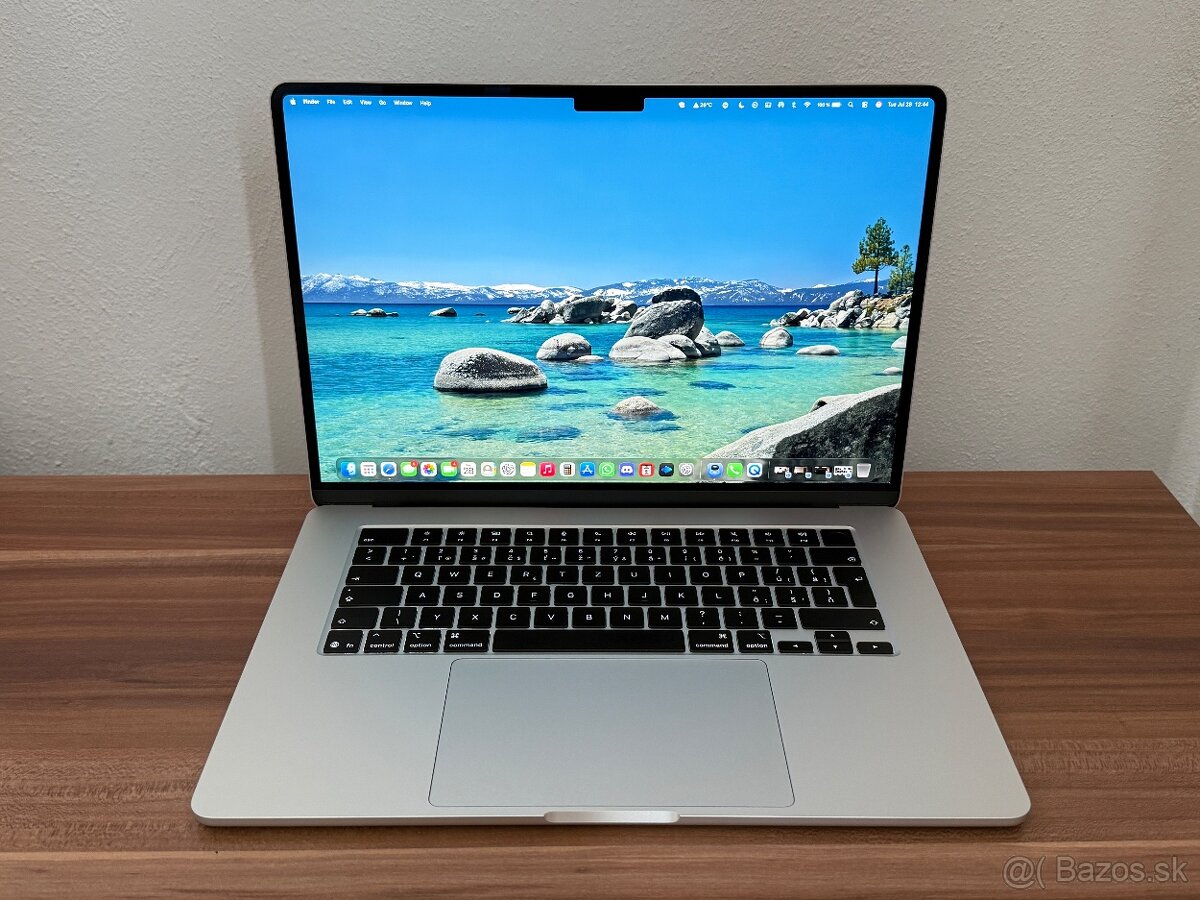  Apple MacBook Air 15" M4 - Silver