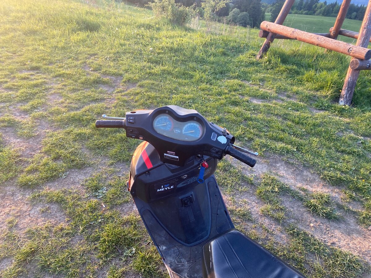 Skúter super vr 125