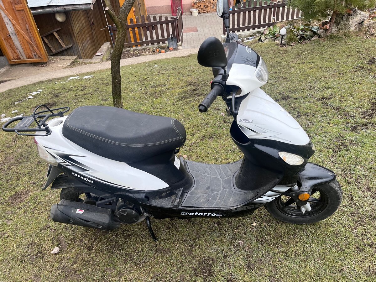 Predám scooter