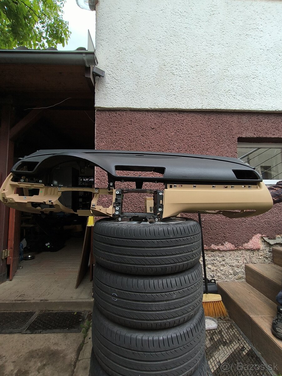 Palubná doska Passat b6