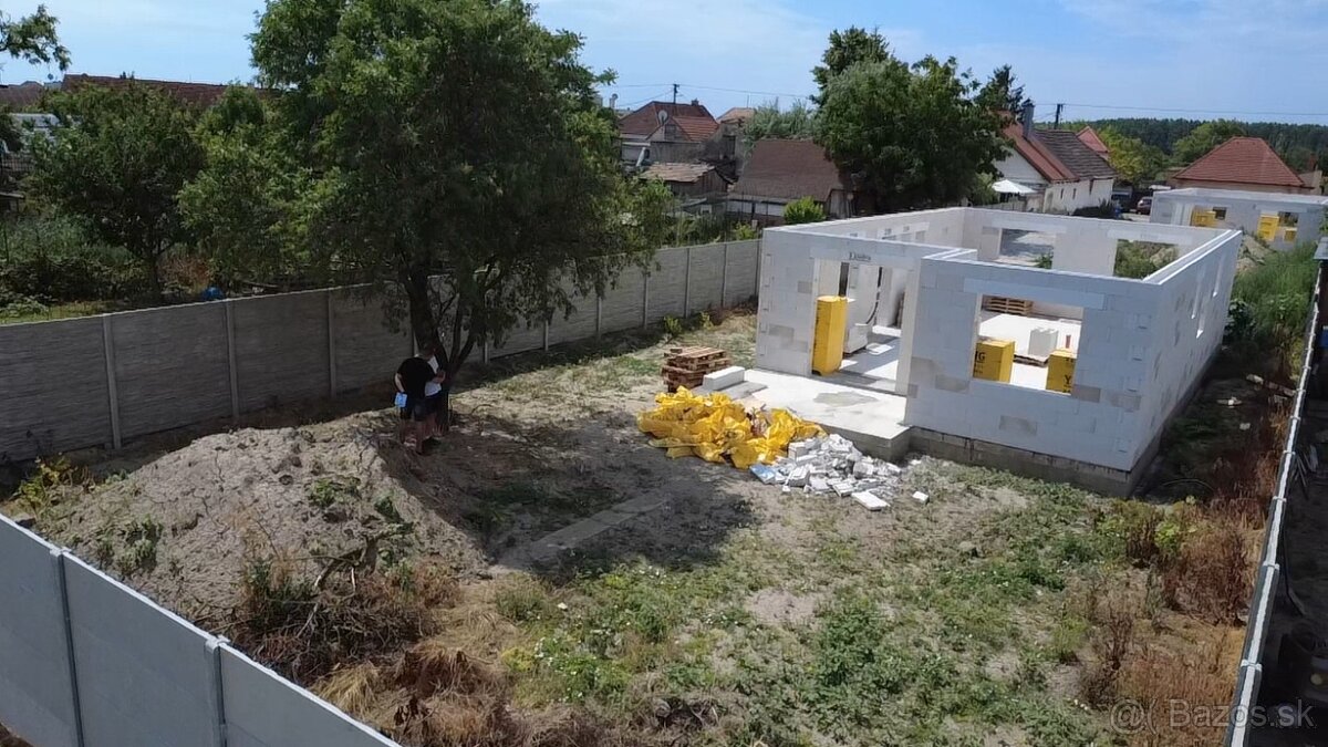 Rodinný dom Bungalov, Opoj