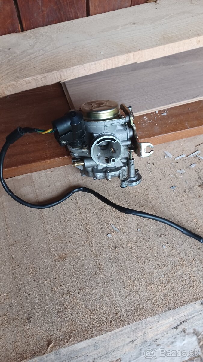 Karburátor gy6 50cc skúter