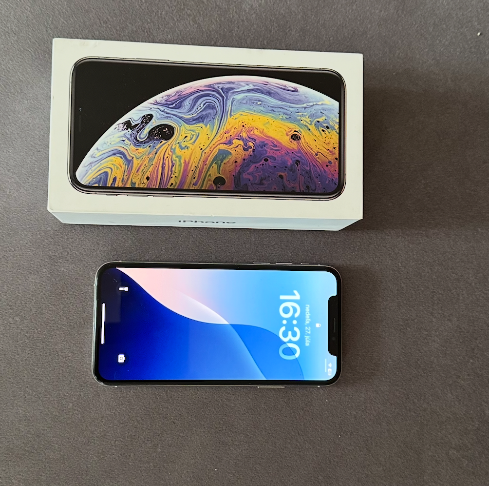 iPhone XS – 256 GB