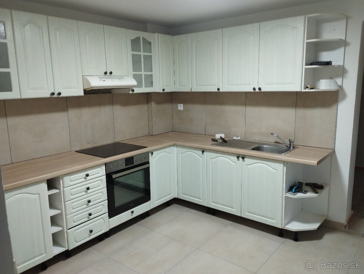 Dom na prenájom 4kkk v Holíč