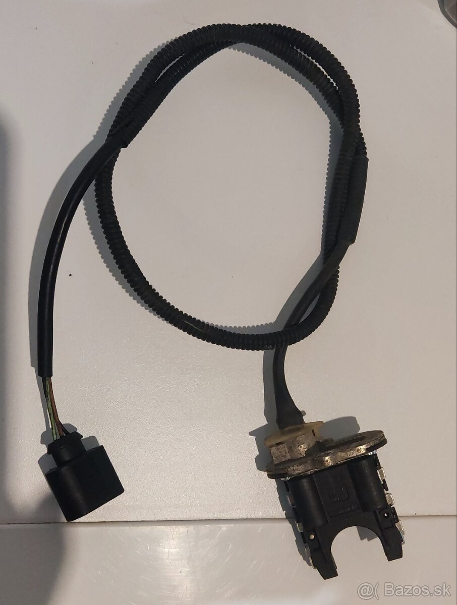 Snímač natočenia uhlu volantu TRW Fabia