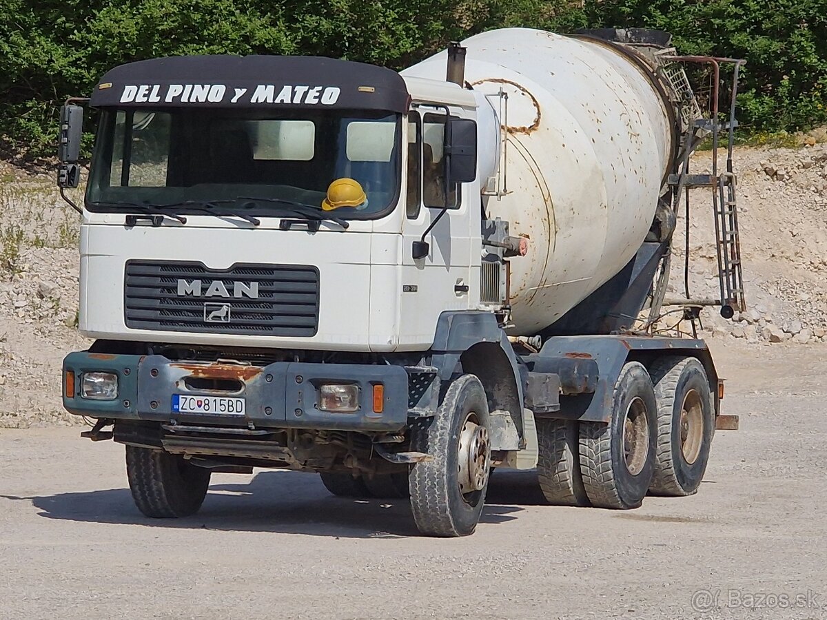 Domiesavac MAN 6x4 8m³