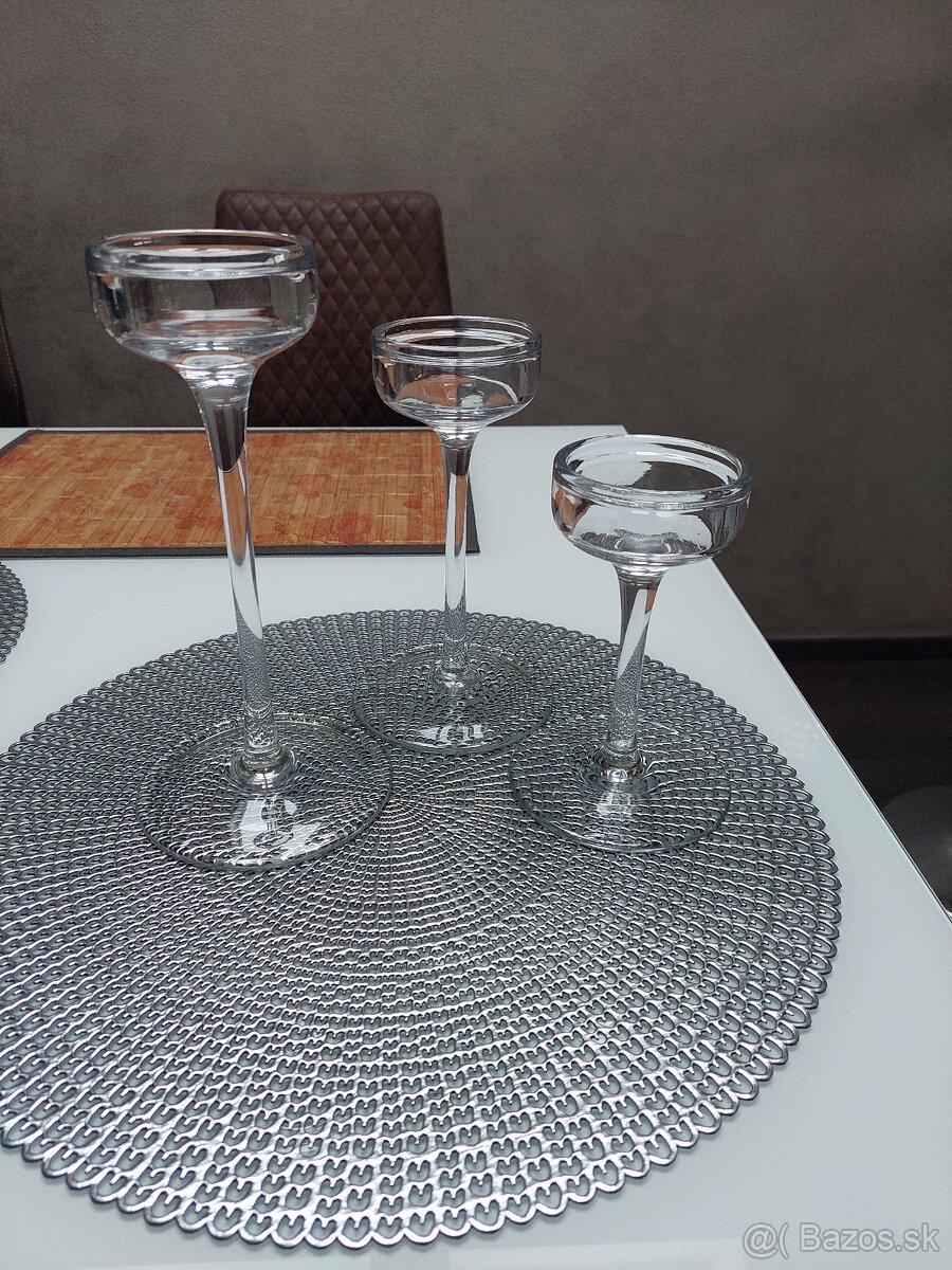 Blomster-3ks svietniky Ikea