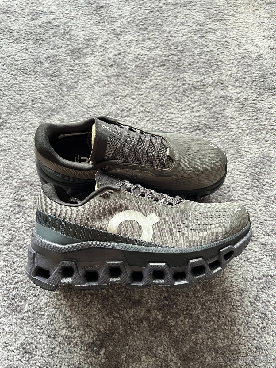 On Running, model Cloudmonster, velikost 37,5 šedé