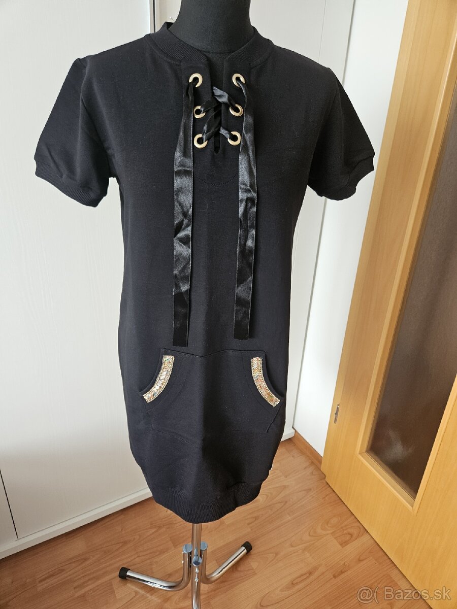 Šaty