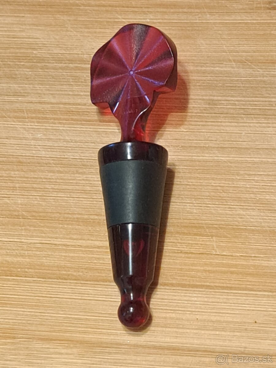 Tupperware zatka na flašu