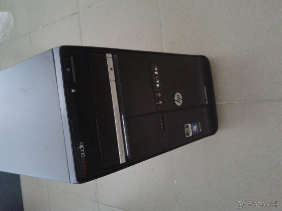 pc skinka so 700w zdrojom 24+3x8pin