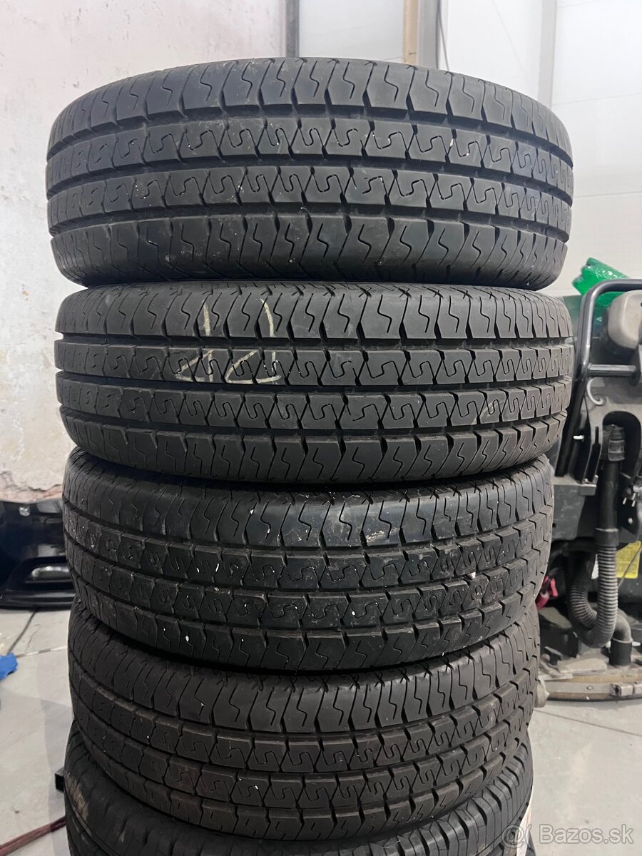 205/65 R16C matador letne
