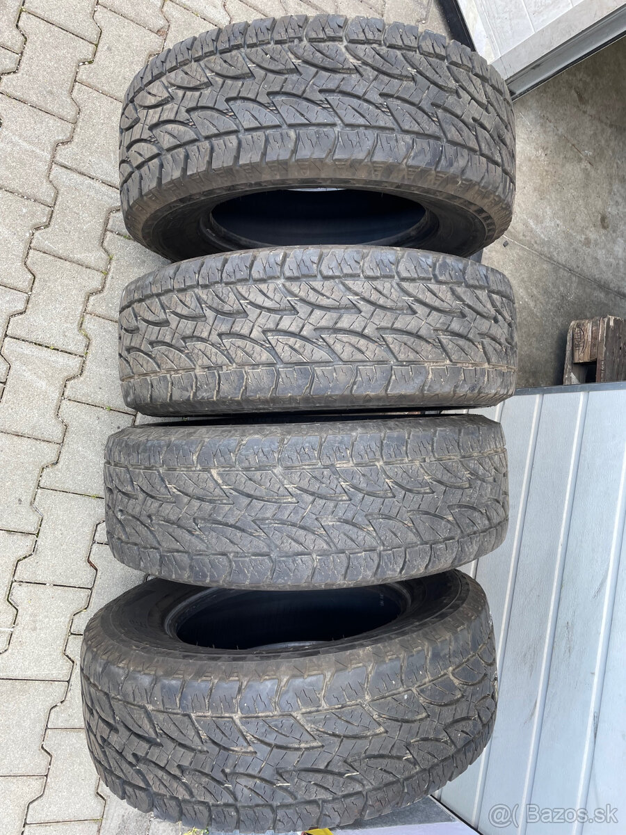 265/65 R17 Bridgestone Dueler A/T