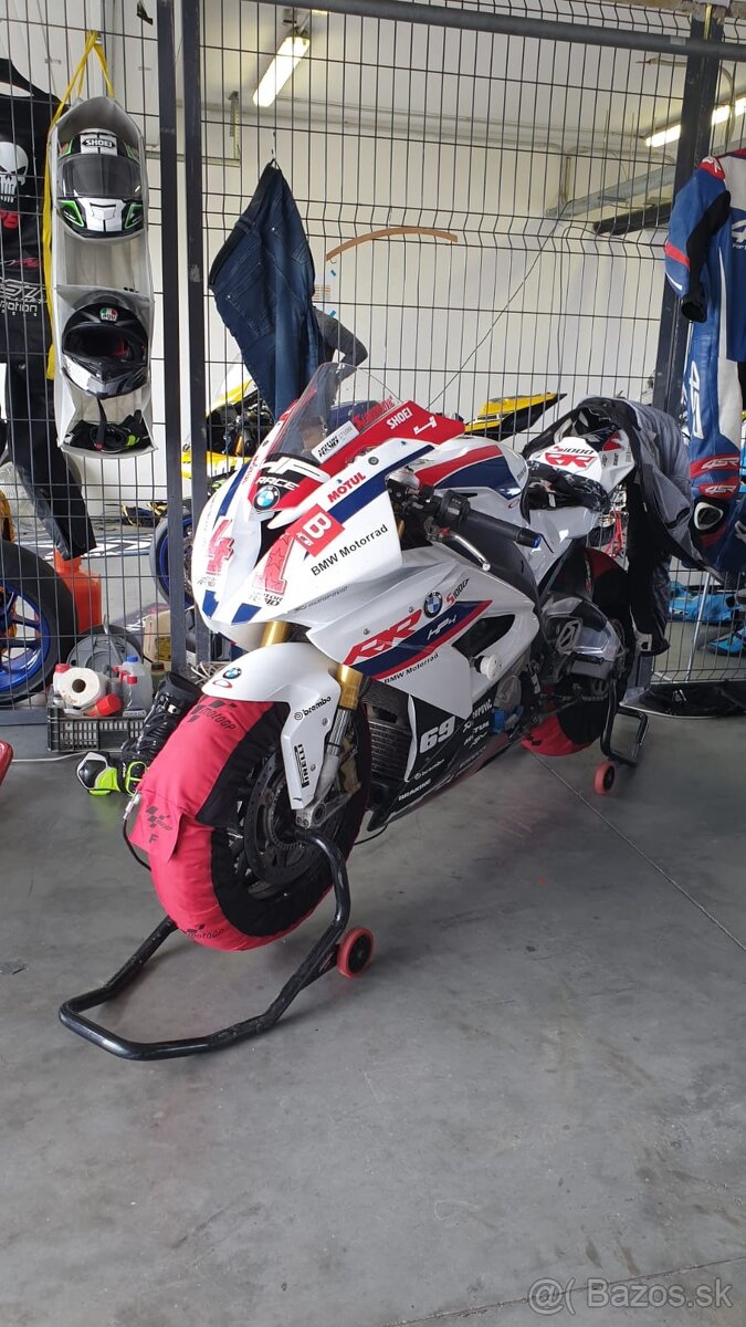 BMW S1000RR - okruhovka