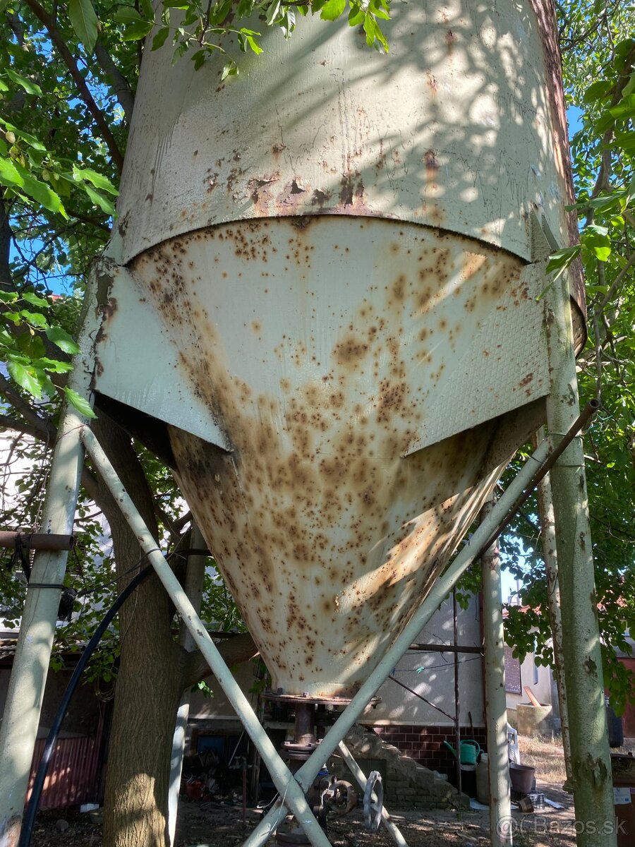 silo