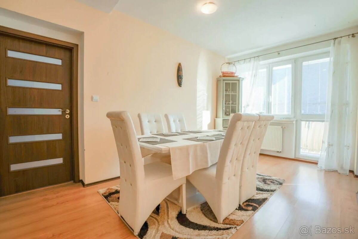 Prenájom veľkého 4-izbového bytu s loggiou, 93 m², Trenčín –
