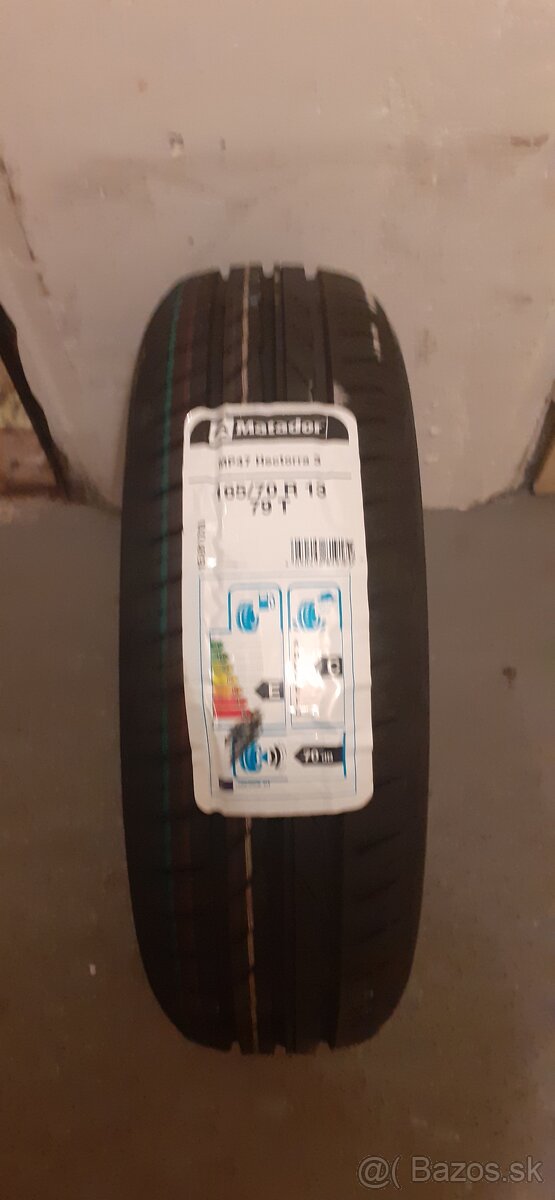 Predam nove pneumatiky.