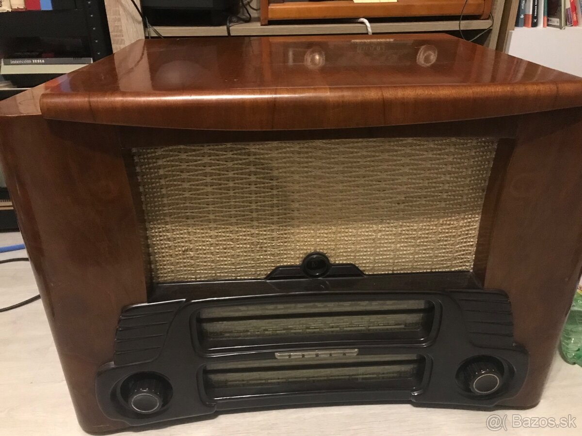 Retro Tesla Tábor 2