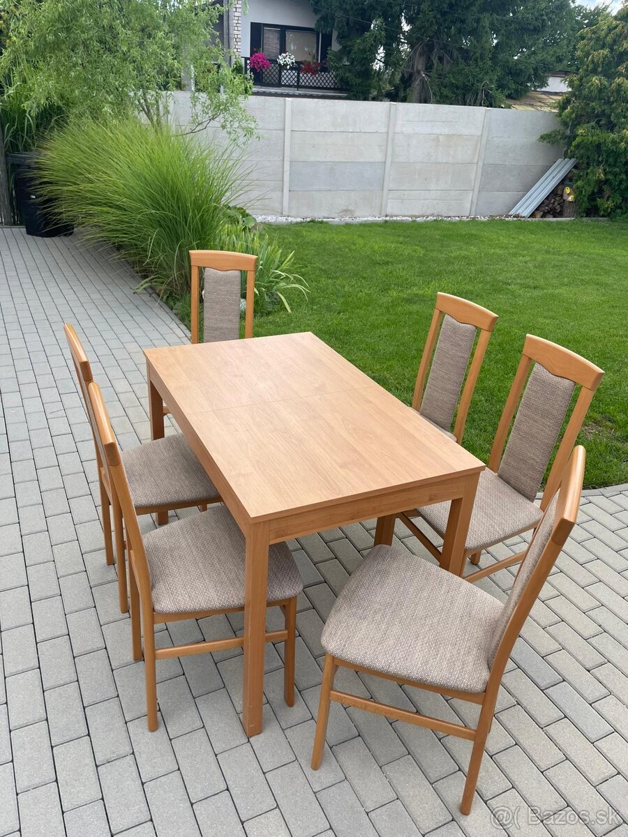 Jedálenský set