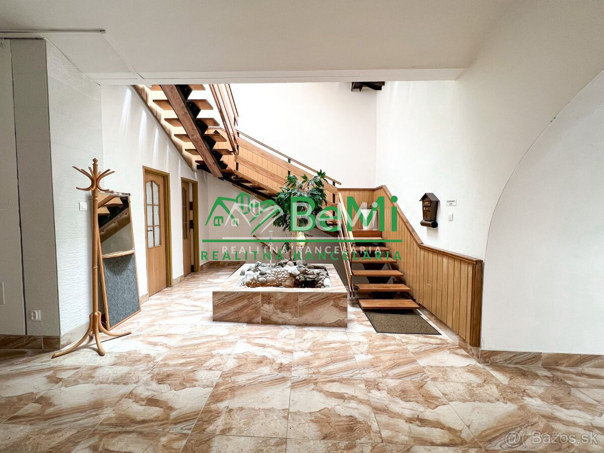 Prenájom, komerčný priestor, 45m2, historické centrum Žiliny