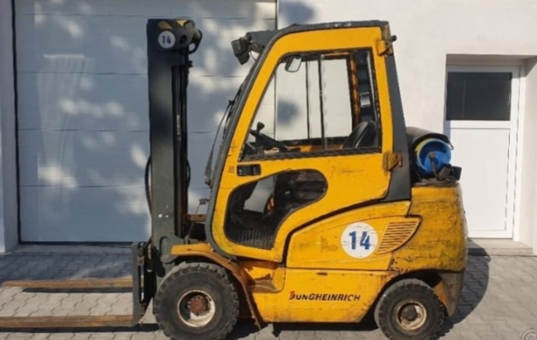 VYSOKOZDVIŽNÝ VOZÍK JUNGHEINRICH