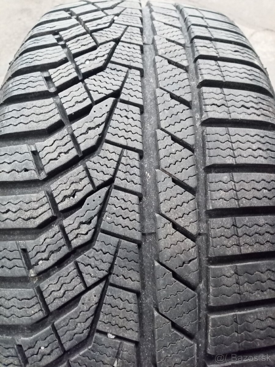 215/55 R17 98 V XL zimné jazdené