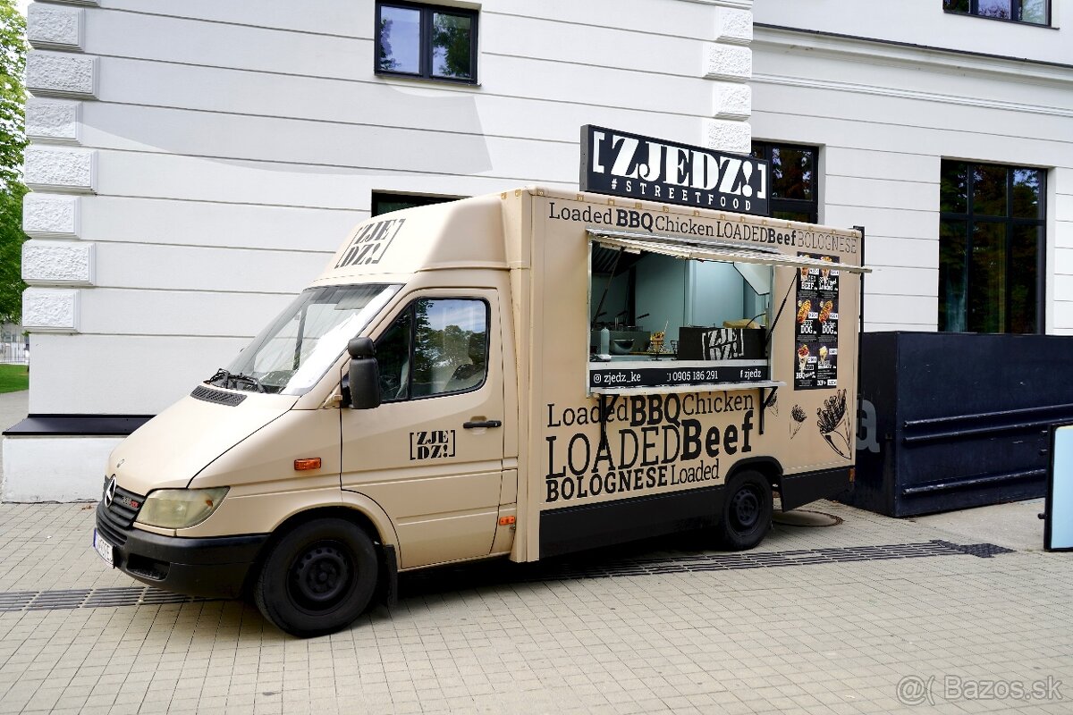 Mercedes-Benz Sprinter Foodtruck