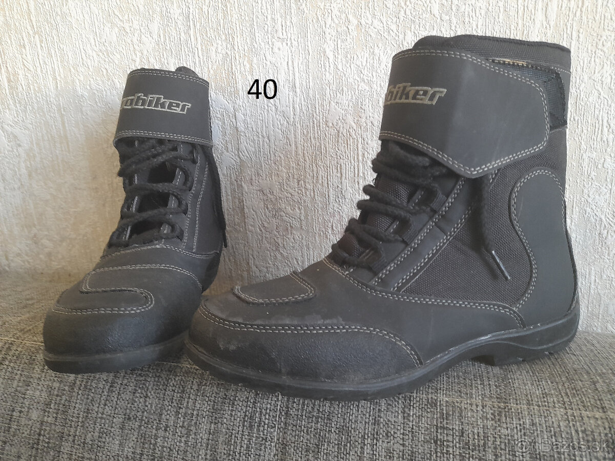 moto boty 40