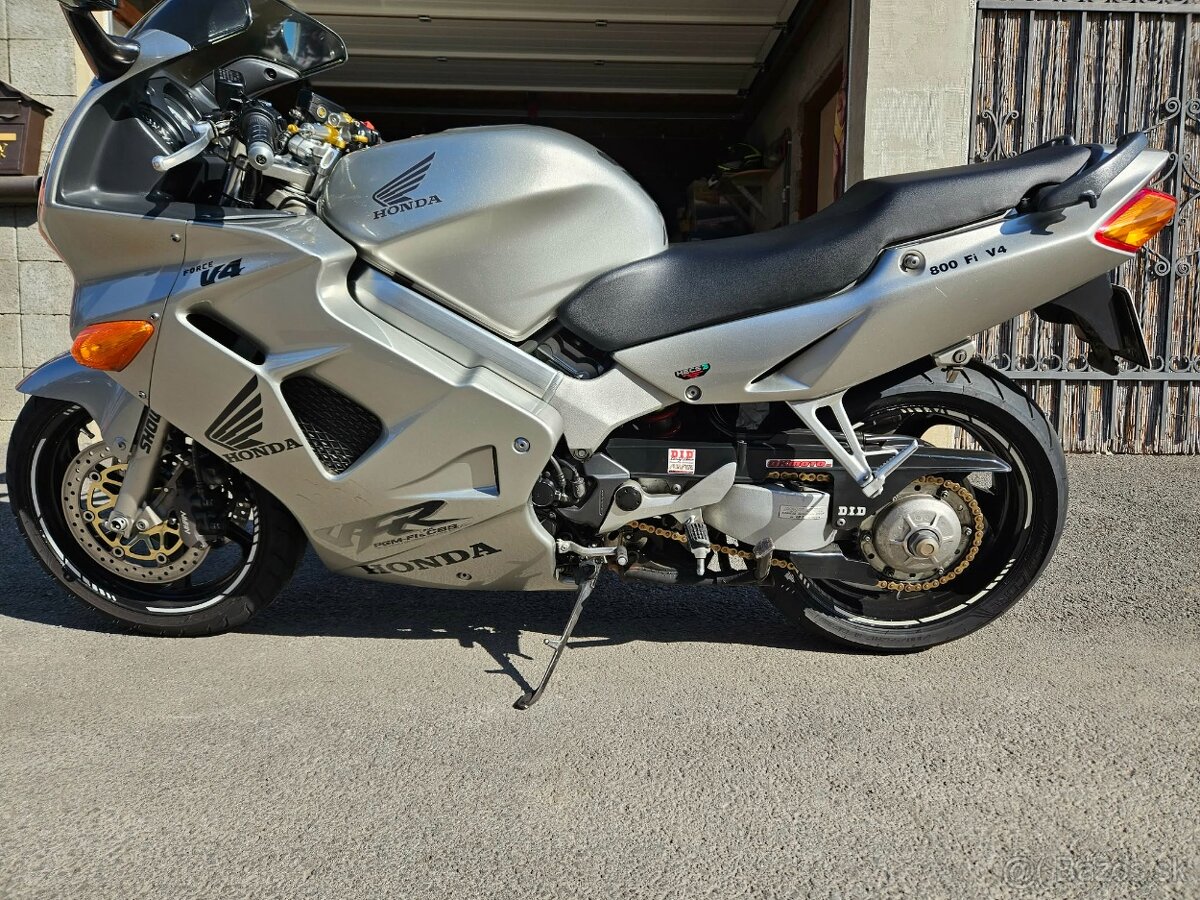 Honda VFR 800fi