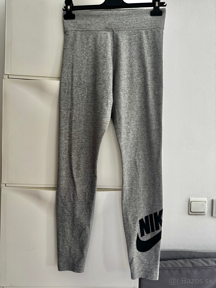 Dámske legíny Nike