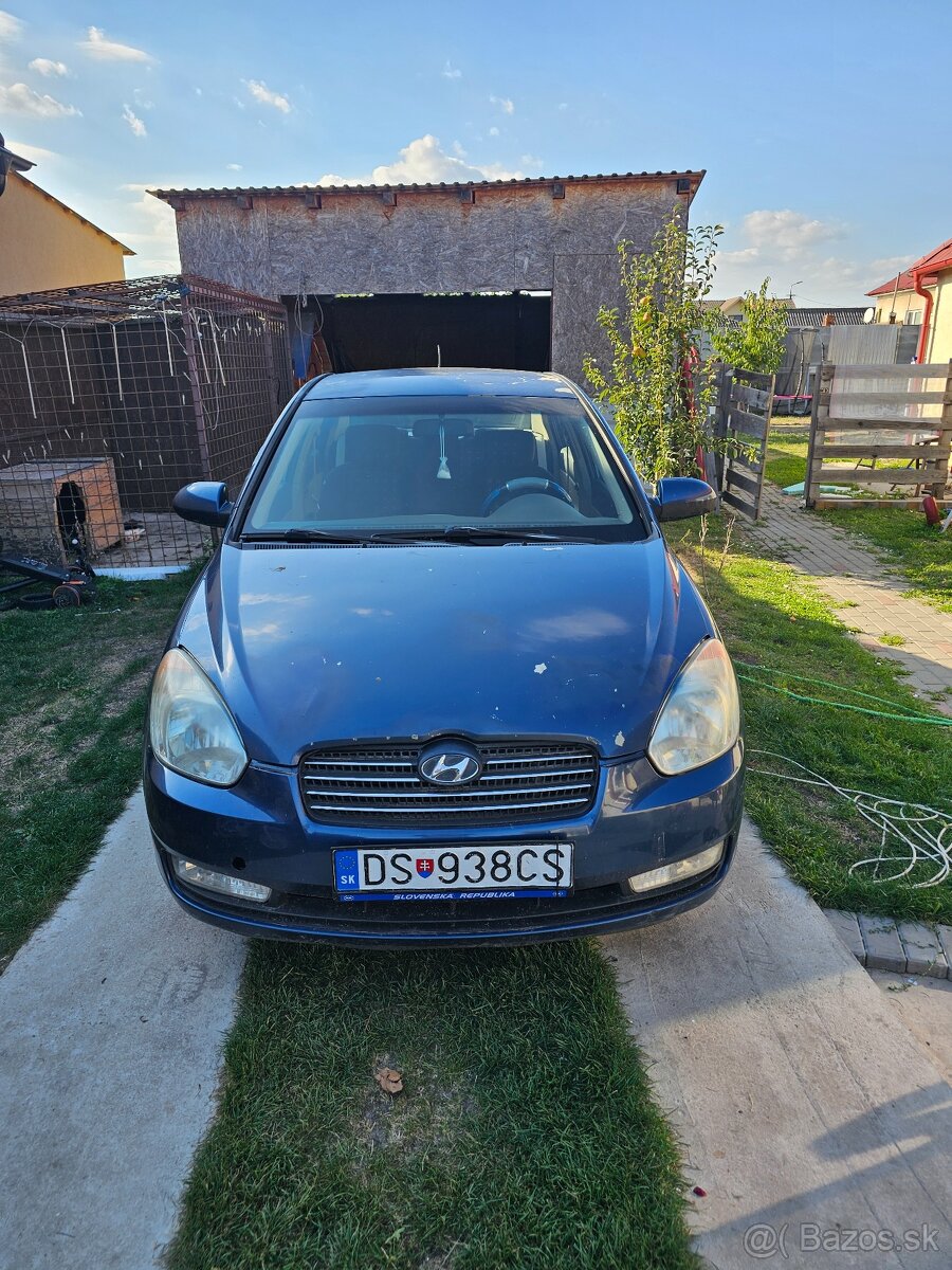 Hyundai accent