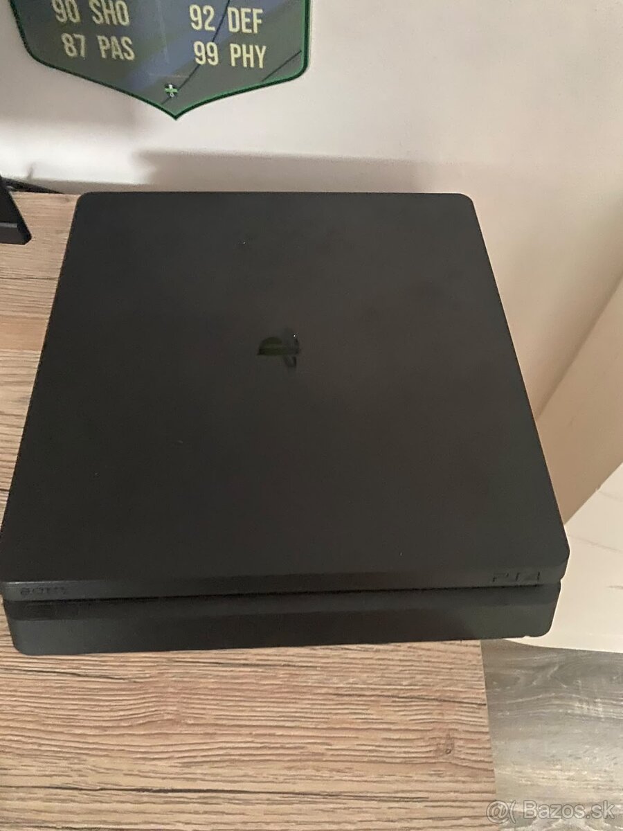 Ps4 slim