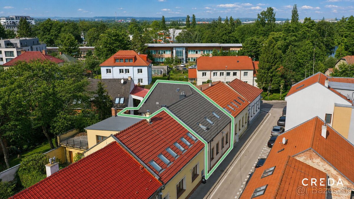 CREDA | predaj zrekonštruovaný rodinný dom s dvoma bytovými