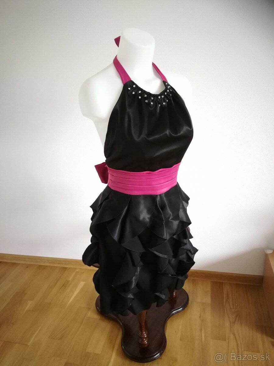 Čierno ružové / cyklaménové spoločenské šaty