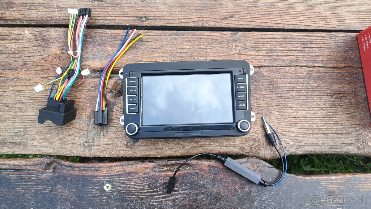 Android autorádio VW A2181 – 2DIN, 2/32 GB, CarPlay, GPS, Wi